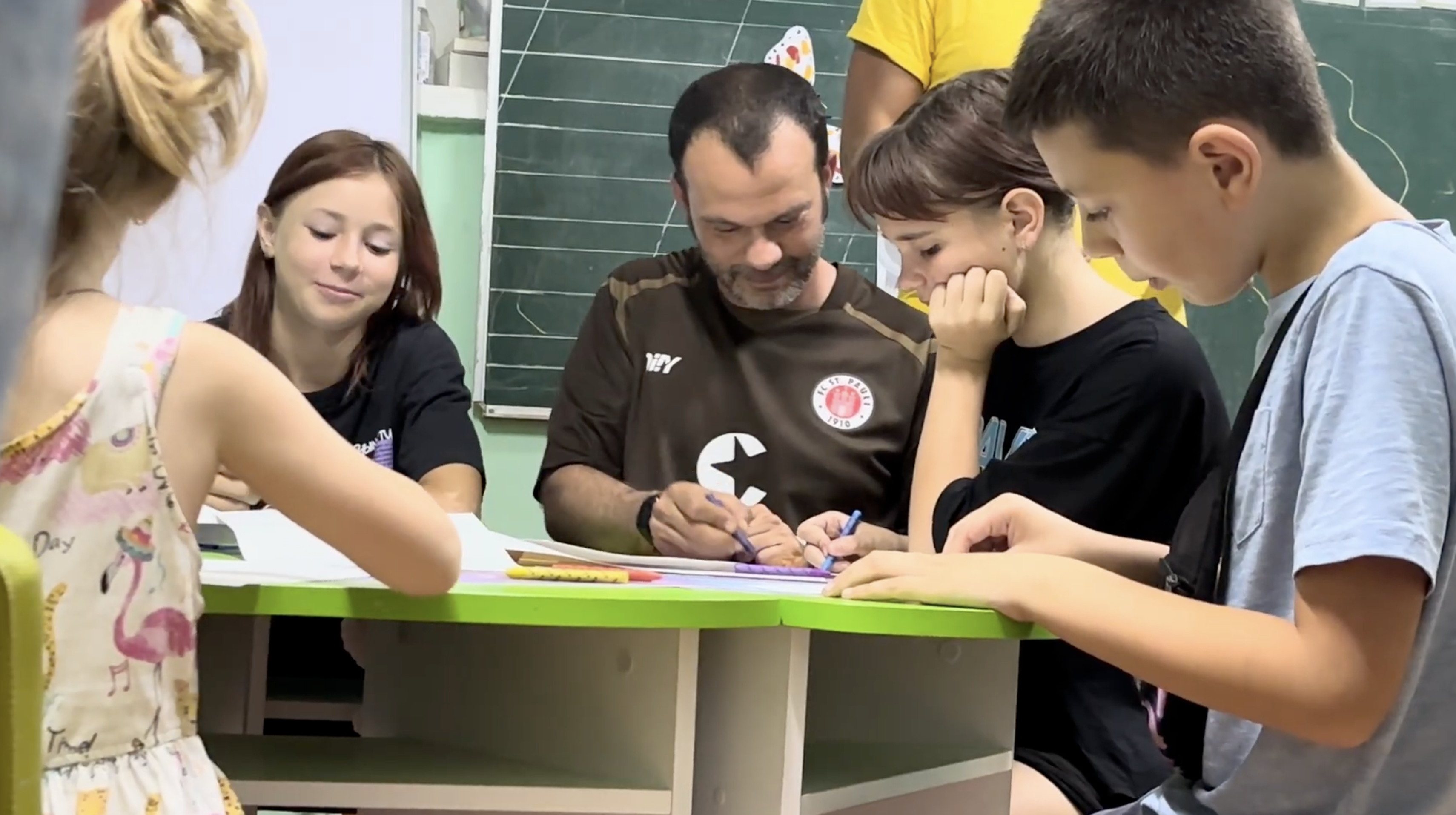 - screenshot-2025-10-12-at-18.14.18.png